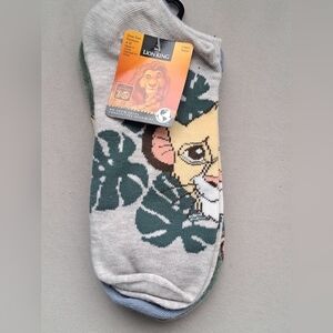 Brand New Ladies 3 Pairs Disney Lion King Gray No Show Socks; Shoe Size 4-10